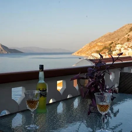 Hermes Traditional House In Gialos Villa *