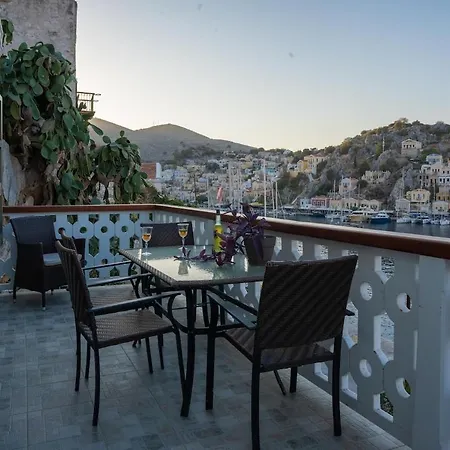 Hermes Traditional House In Gialos
