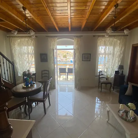 Hermes Traditional House In Gialos Villa