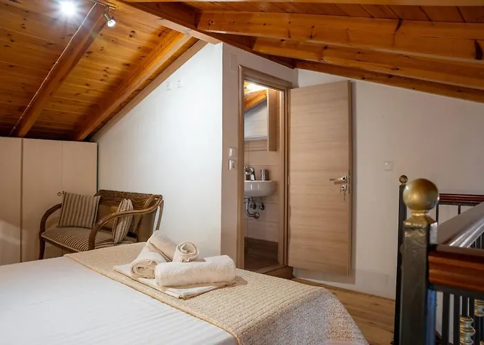 Hermes Traditional House In Gialos