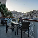 Hermes Traditional House In Gialos