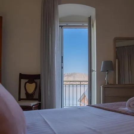 Hermes Traditional House In Gialos